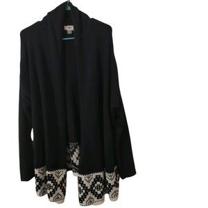 Old Navy Women's Sweater Pattern Cardigan Colors: Green, White Size L